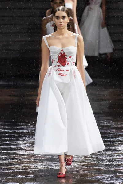 Look 93